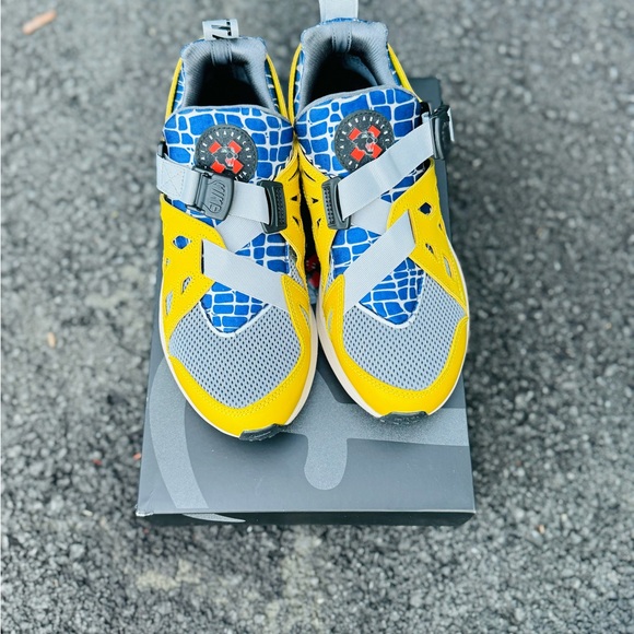 Nike air Huarache 20y24/patta- NEVER WORN - Picture 5 of 7